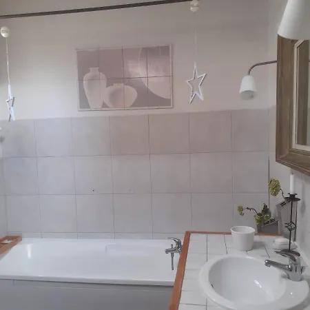 Dans Grande Maison Entre Canal Du Midi Et Centre منزل للإقامة