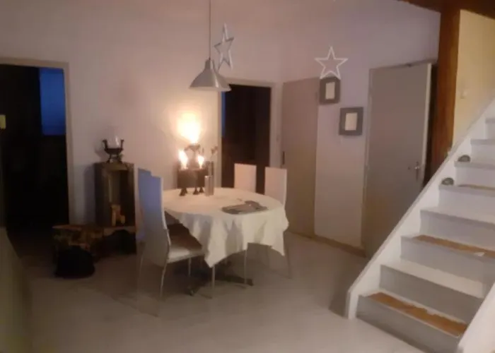Dans Grande Maison Entre Canal Du Midi Et Centre Quarto em Acomodações Particulares Béziers
